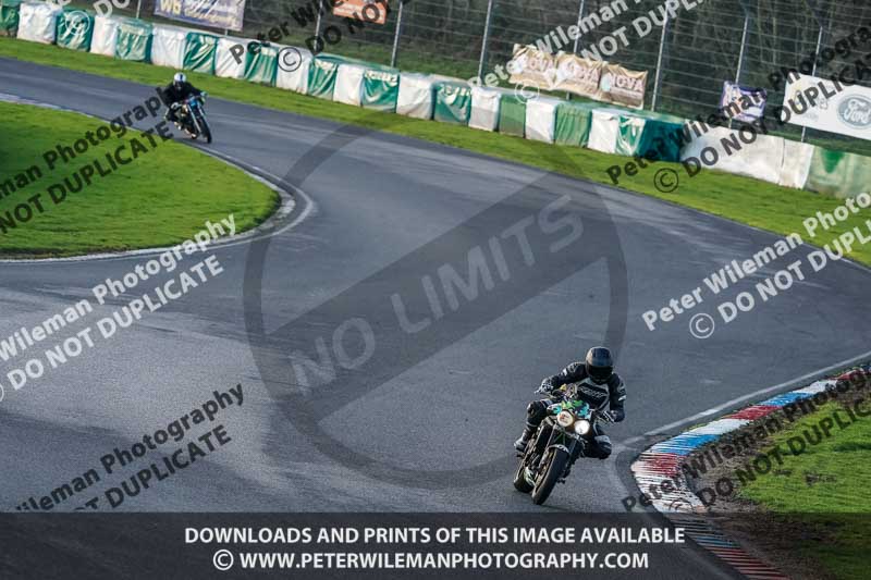 enduro digital images;event digital images;eventdigitalimages;mallory park;mallory park photographs;mallory park trackday;mallory park trackday photographs;no limits trackdays;peter wileman photography;racing digital images;trackday digital images;trackday photos